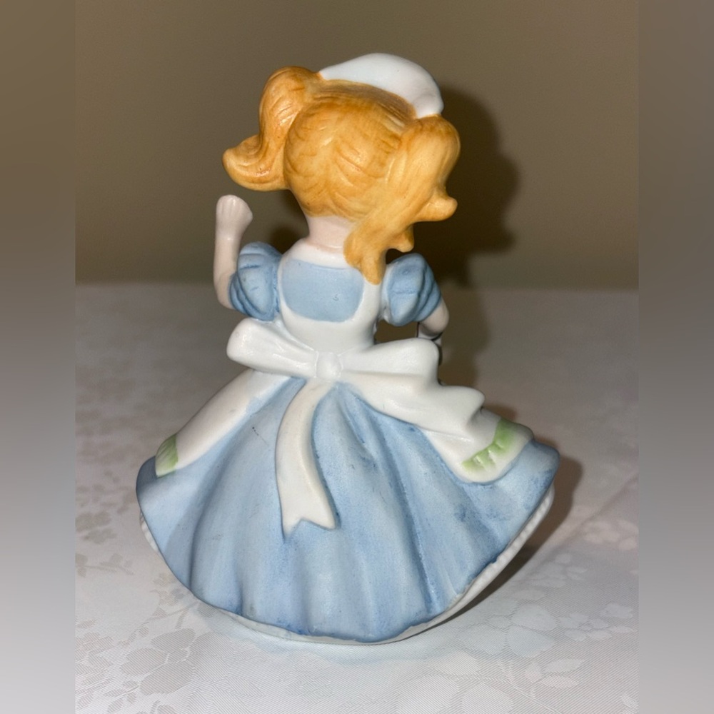 EUC Nurse Figurine: Enesco, Vintage 1979, Old-Time Red Cross RN, Ceramic - Picture 2 of 6